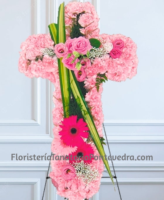 Cruz funeraria claveles rosados