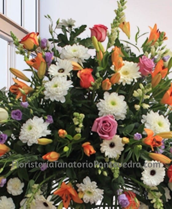 Corona de flores para tanatorio